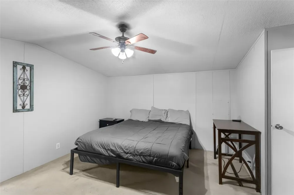420781 1143 ROAD Eufaula, OK 74432