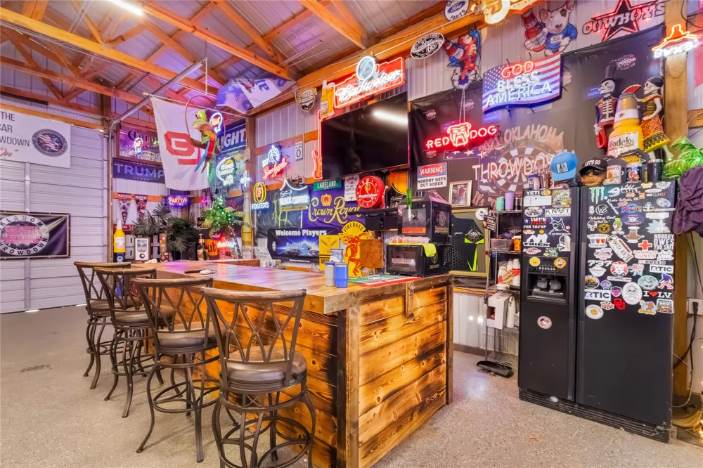 420781 1143 ROAD Eufaula, OK 74432