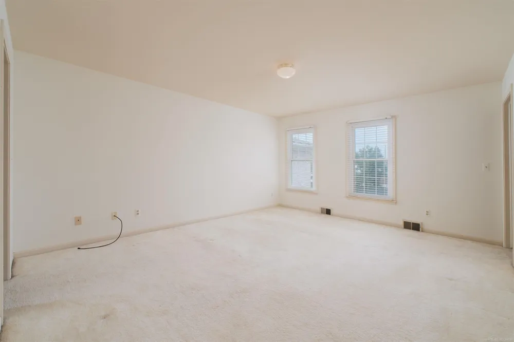 172 Windwood Pointe Avenue St Clair Shores City, MI 48080