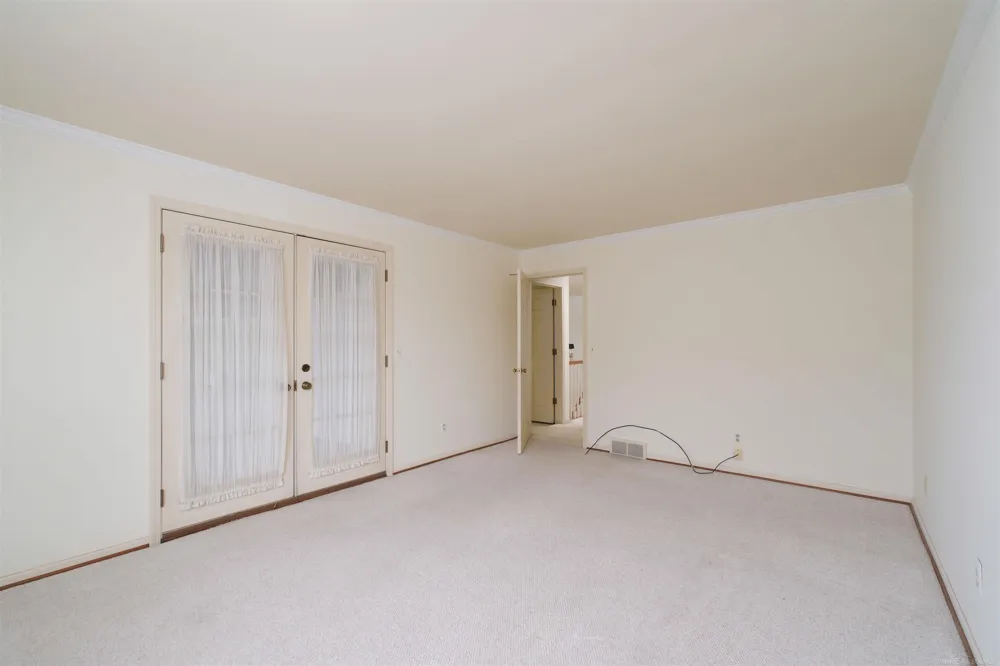 172 Windwood Pointe Avenue St Clair Shores City, MI 48080