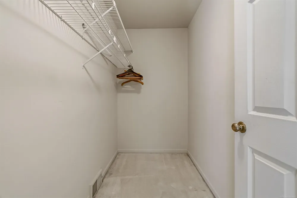172 Windwood Pointe Avenue St Clair Shores City, MI 48080