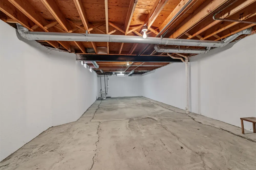 172 Windwood Pointe Avenue St Clair Shores City, MI 48080