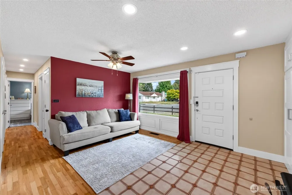 1535 M STREET NE Auburn, WA 98002