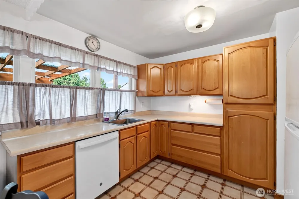 1535 M STREET NE Auburn, WA 98002