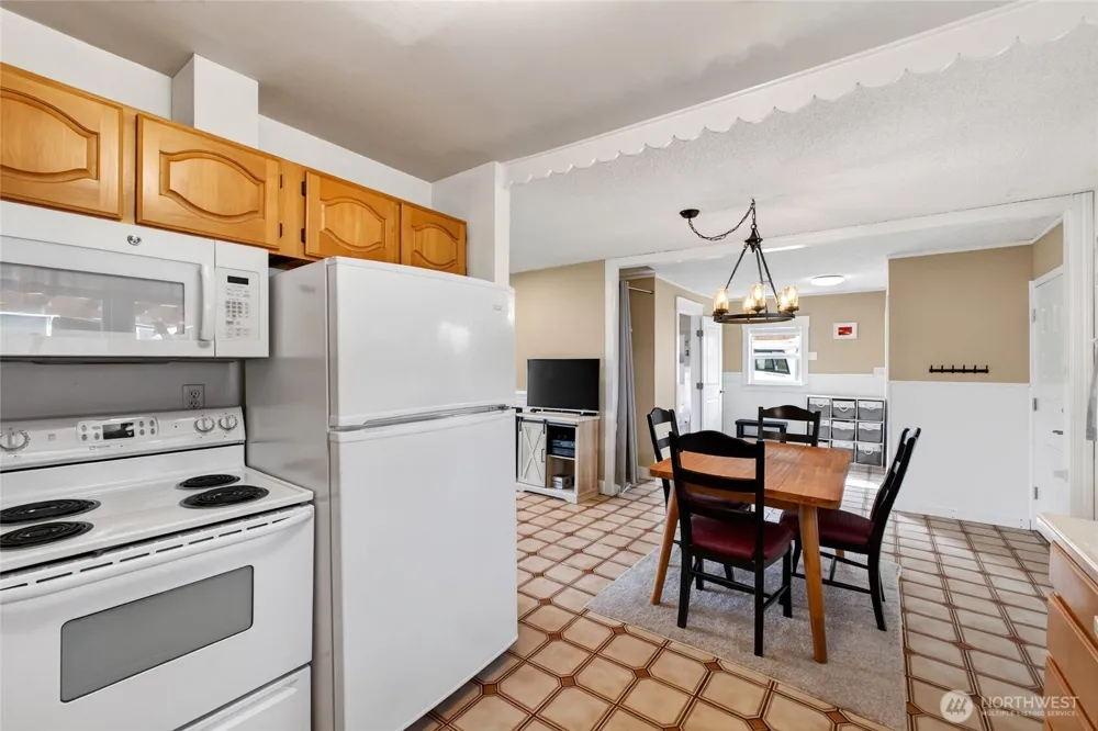 1535 M STREET NE Auburn, WA 98002