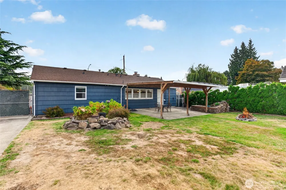 1535 M STREET NE Auburn, WA 98002