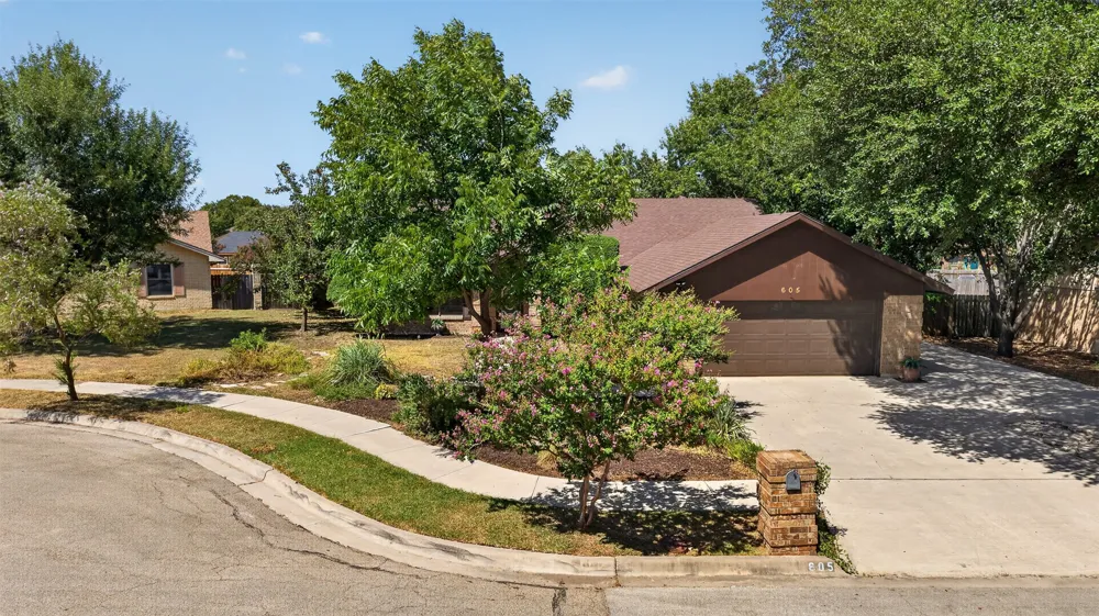 605 Bream Circle Killeen, TX 76542