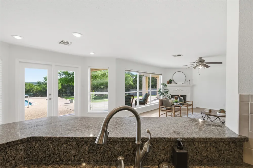71 Wrangler Drive Morgans Point Resort, TX 76513