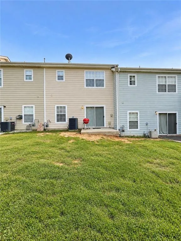 2585 Laurel Circle NW Atlanta, GA 30311