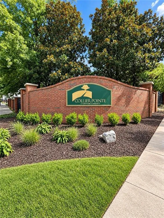 2585 Laurel Circle NW Atlanta, GA 30311