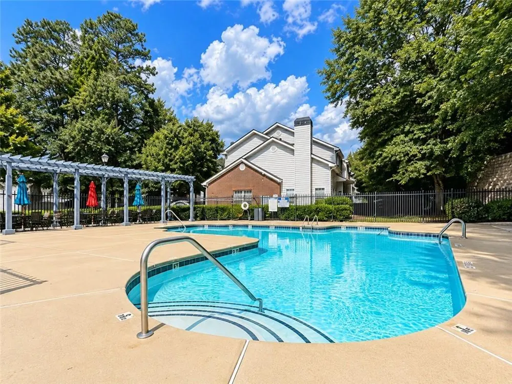 2585 Laurel Circle NW Atlanta, GA 30311