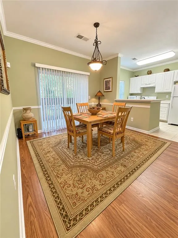 2585 Laurel Circle NW Atlanta, GA 30311