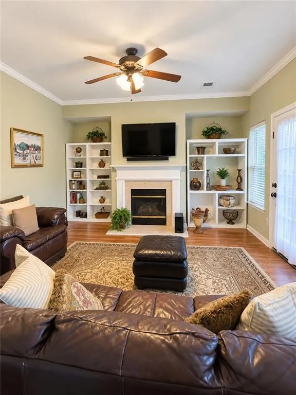 2585 Laurel Circle NW Atlanta, GA 30311
