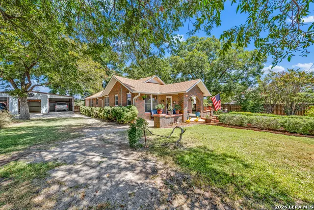 509 E Almante Avenue De Leon, TX 76444