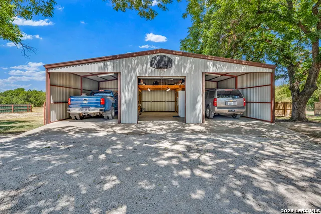 509 E Almante Avenue De Leon, TX 76444
