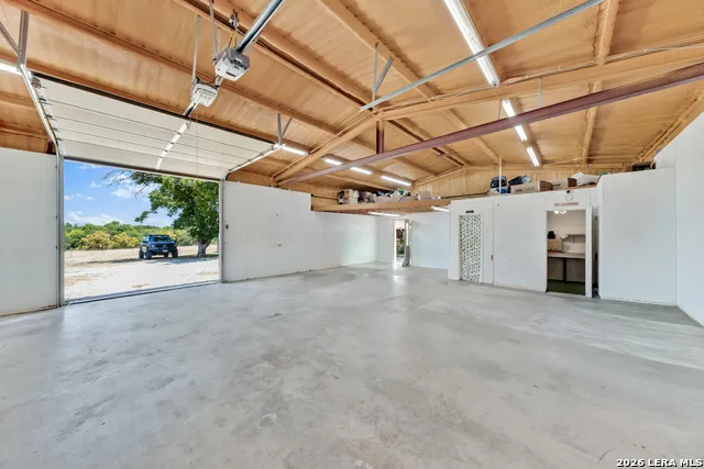 509 E Almante Avenue De Leon, TX 76444