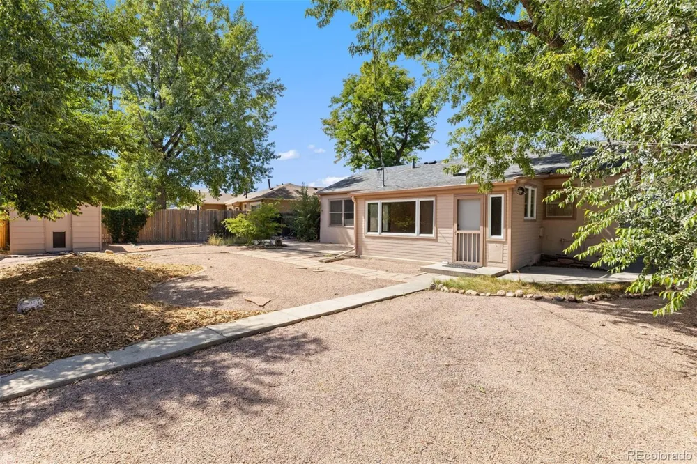 2329 Revere Lane Colorado Springs, CO 80907