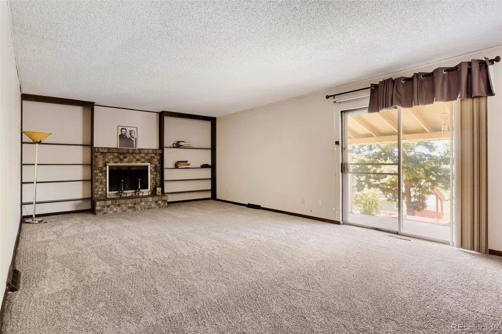 2325 S Hoyt Street Lakewood, CO 80227