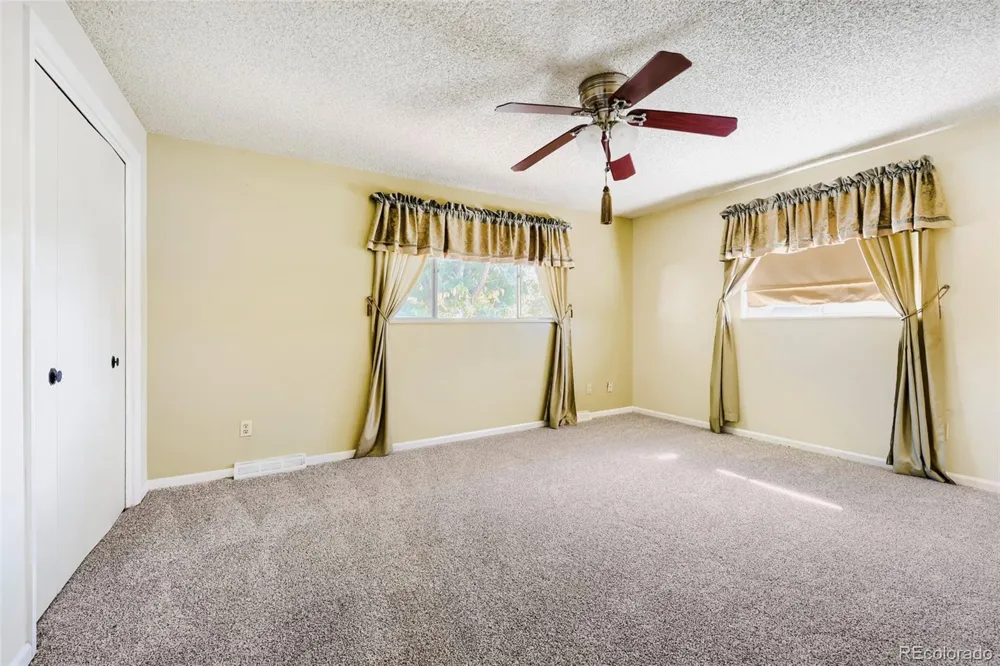 2325 S Hoyt Street Lakewood, CO 80227