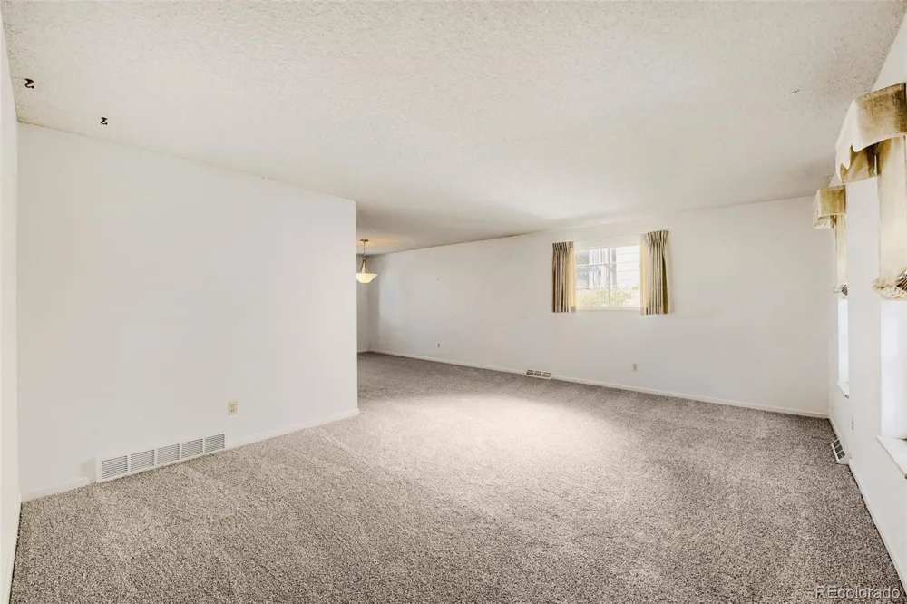 2325 S Hoyt Street Lakewood, CO 80227