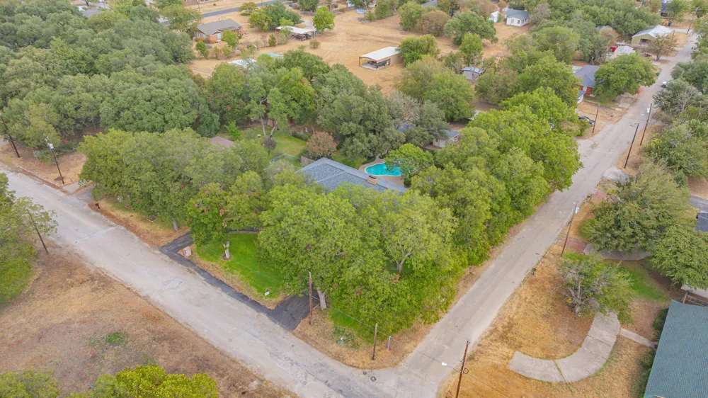 711 Hurt Street Dublin, TX 76446
