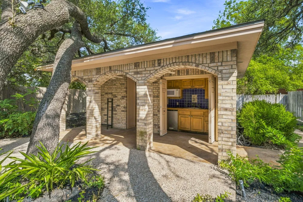 711 Hurt Street Dublin, TX 76446