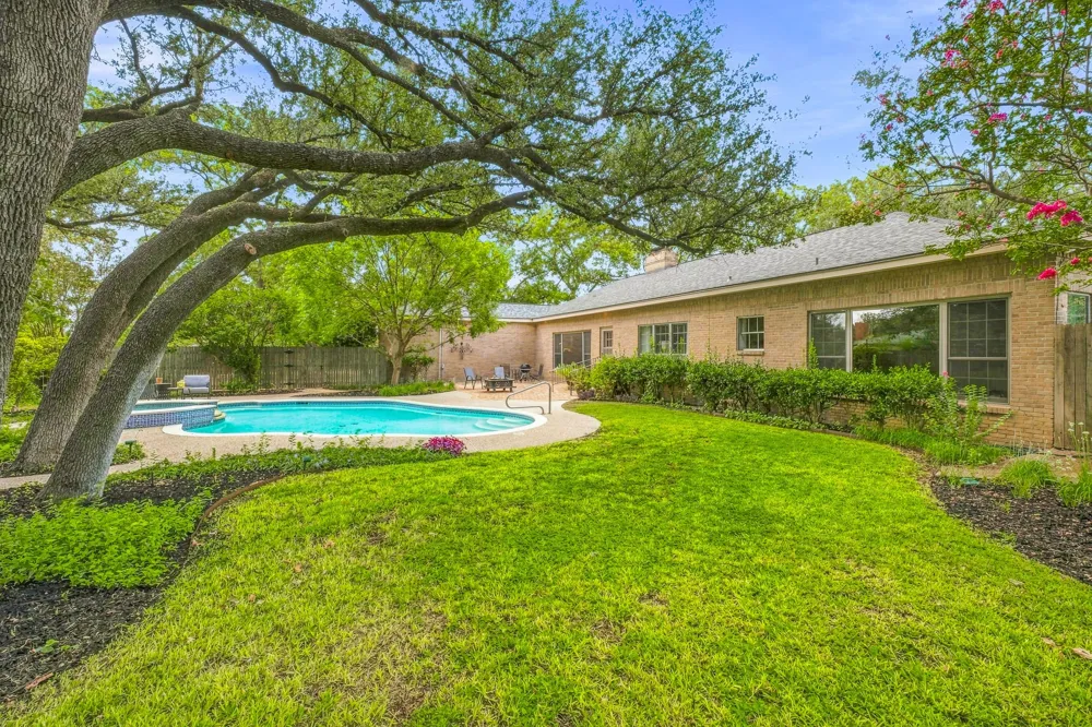 711 Hurt Street Dublin, TX 76446