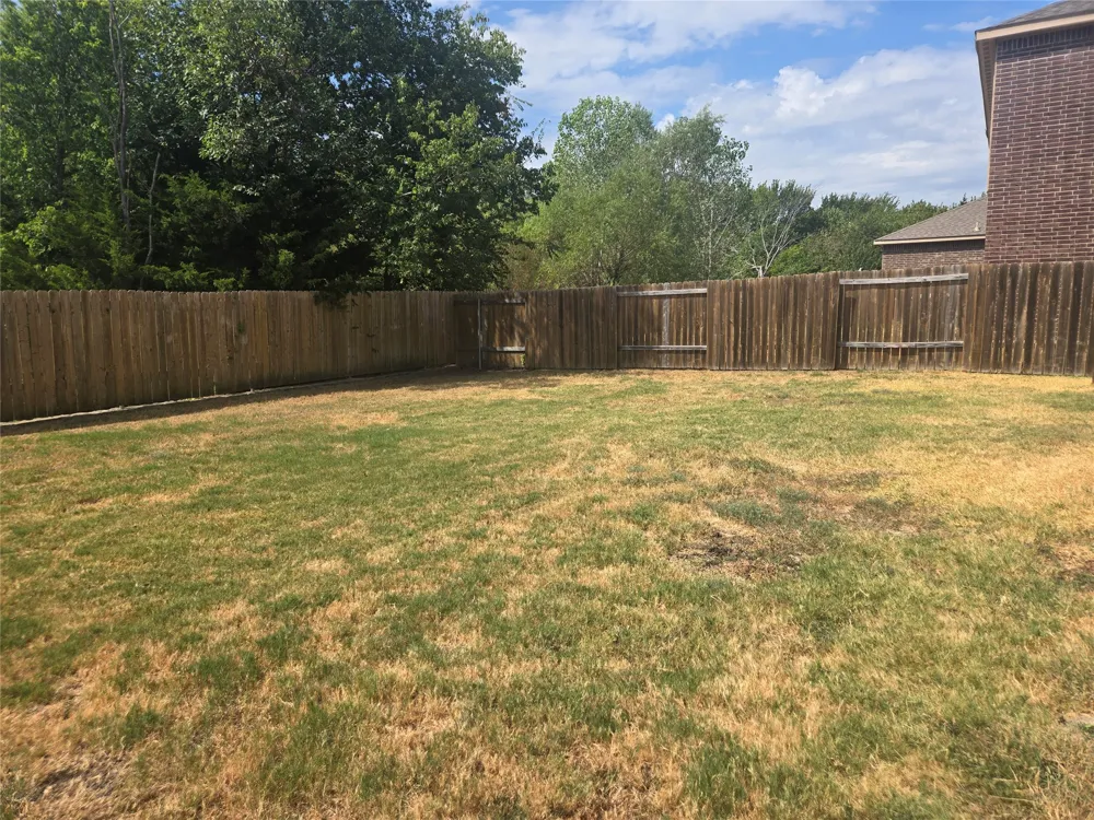 1627 Blackburn Way Princeton, TX 75407