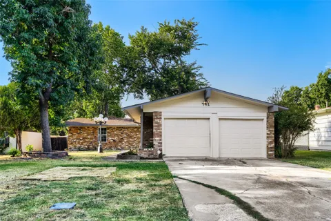 741 Greenhaven Drive