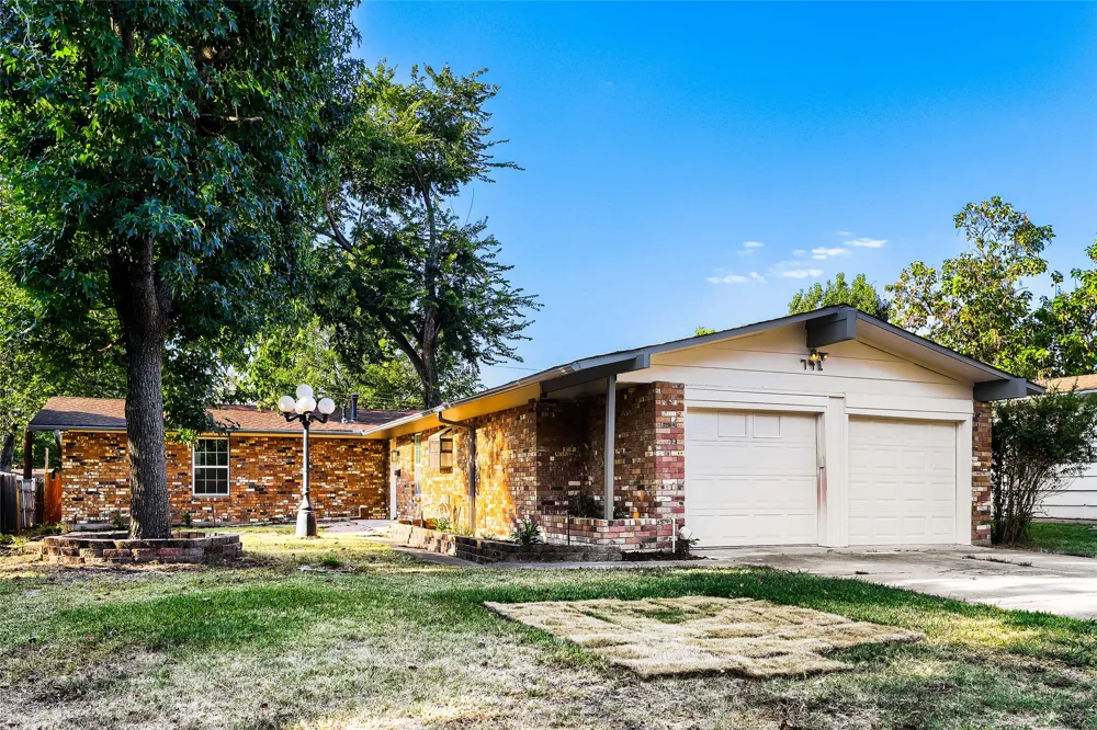 741 Greenhaven Drive Richardson, TX 75080
