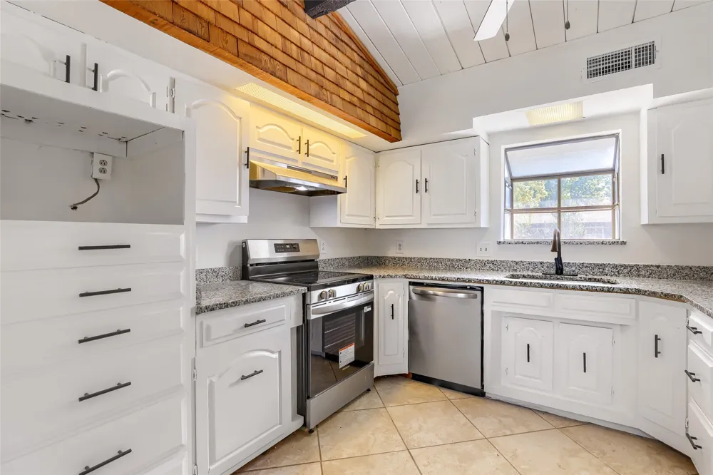 741 Greenhaven Drive Richardson, TX 75080