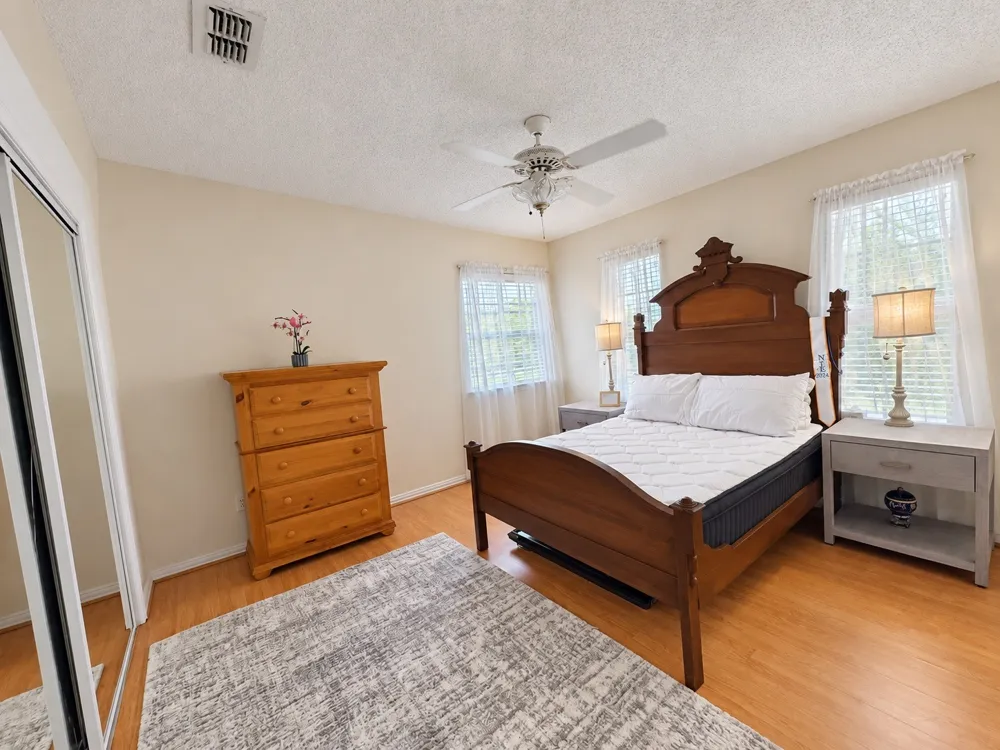 1086 Woodbriar Drive Grapevine, TX 76051
