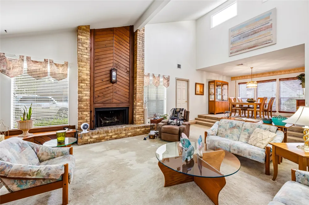 610 Cypresswood Drive Spring, TX 77388