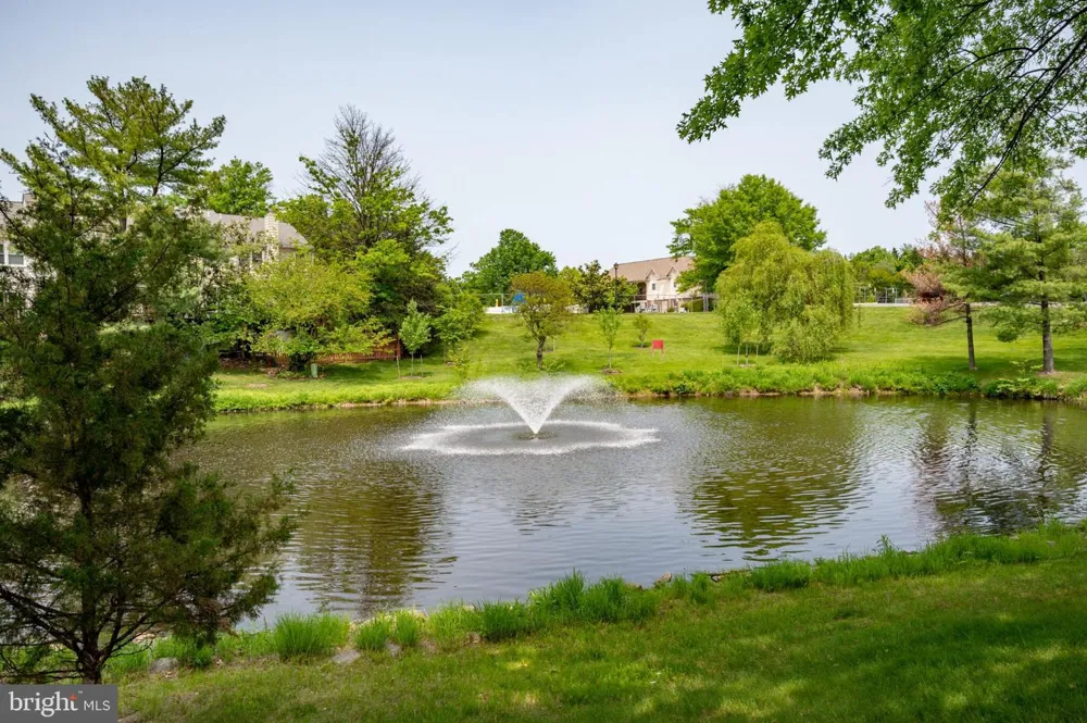 7521 CROSS GATE LANE Alexandria, VA 22315