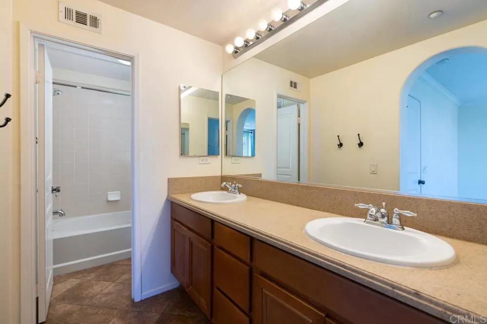 564 Almond Road San Marcos, CA 92078