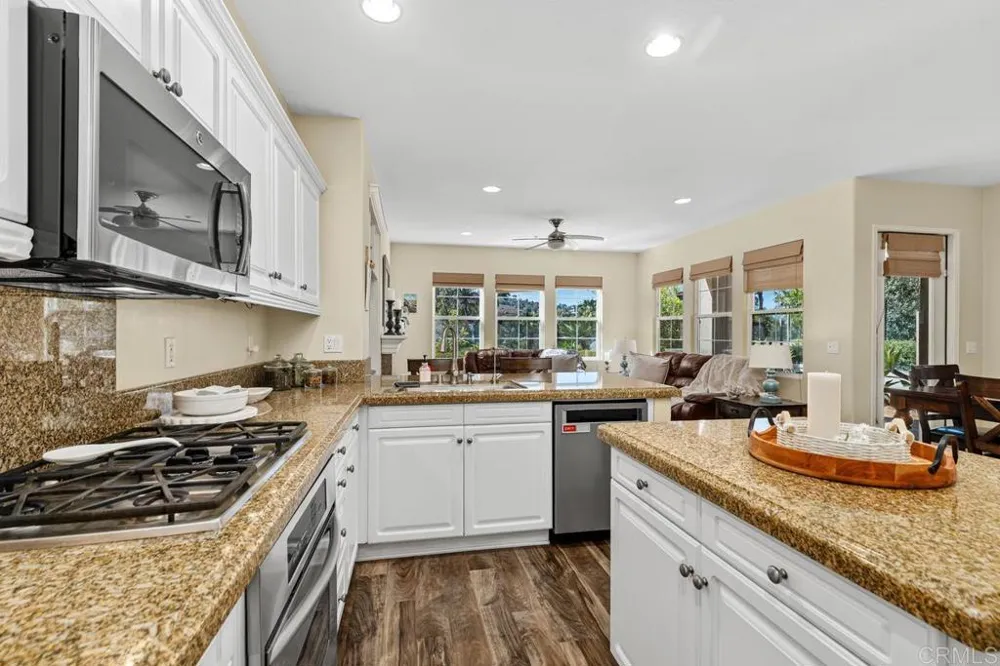 170 Paseo Vista San Clemente, CA 92673