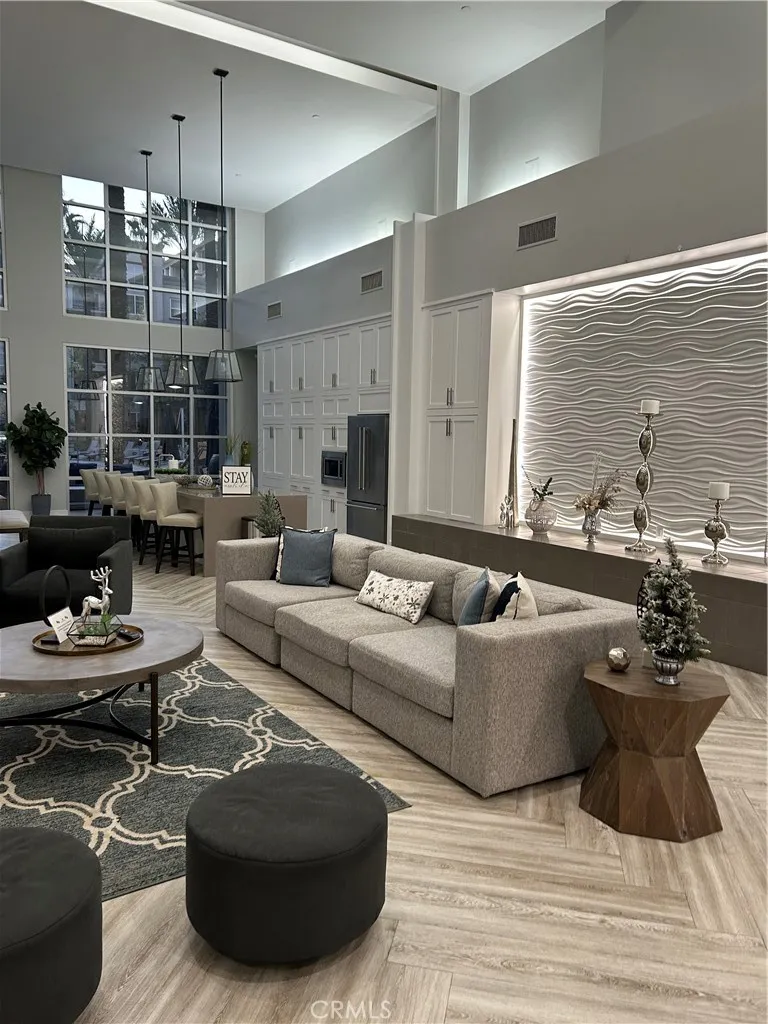 1356 Scholarship Irvine, CA 92612