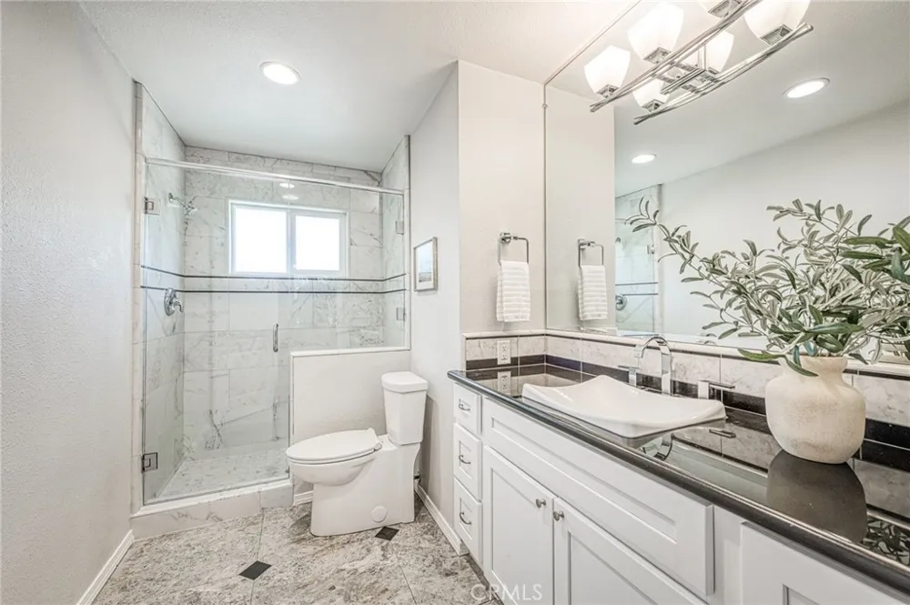 1391 Birch Clovis, CA 93611