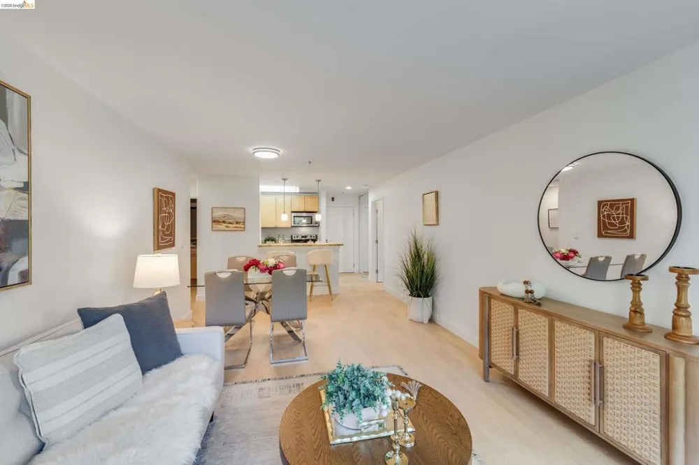 6400 Christie Ave #4118 Emeryville, CA 94608