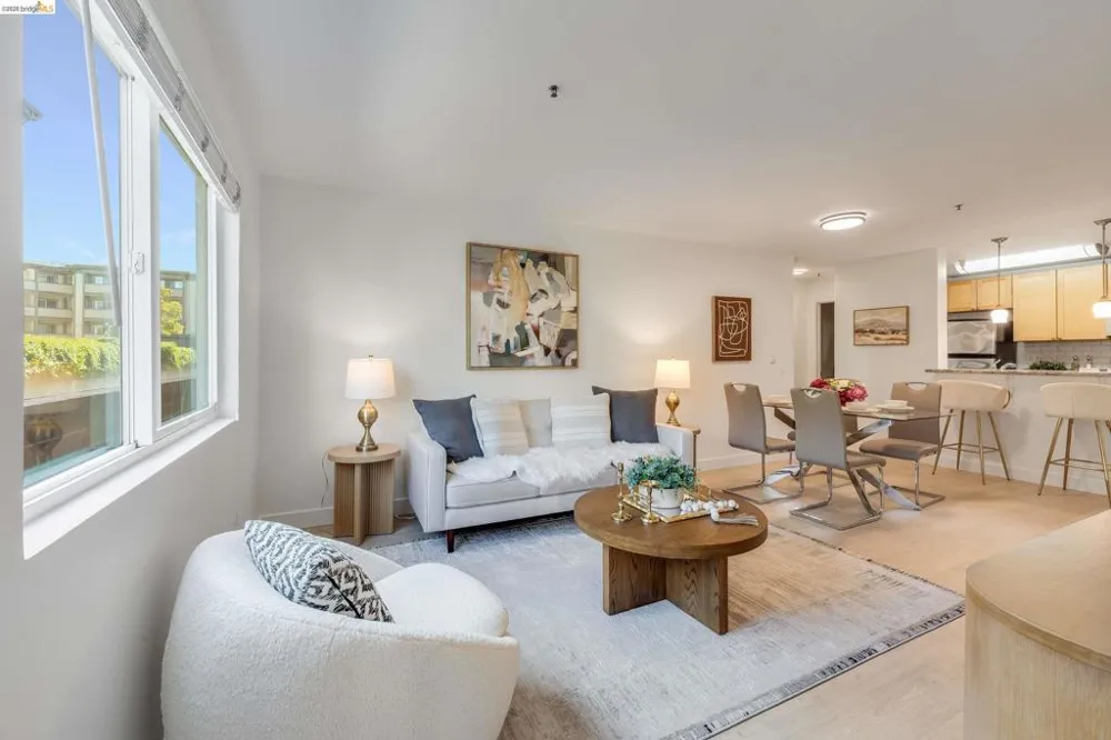 6400 Christie Ave #4118 Emeryville, CA 94608