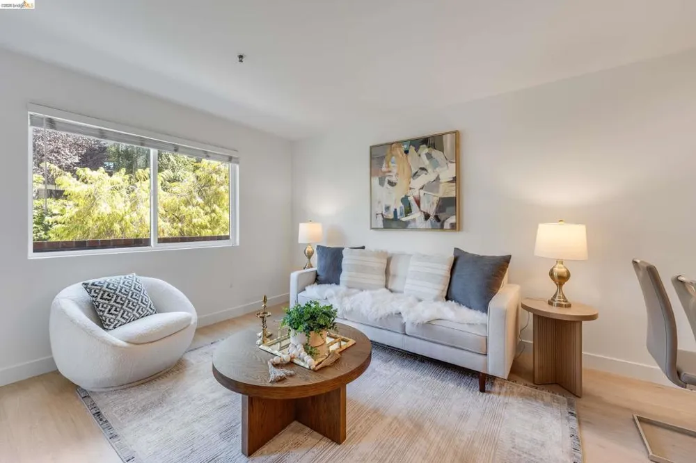 6400 Christie Ave #4118 Emeryville, CA 94608