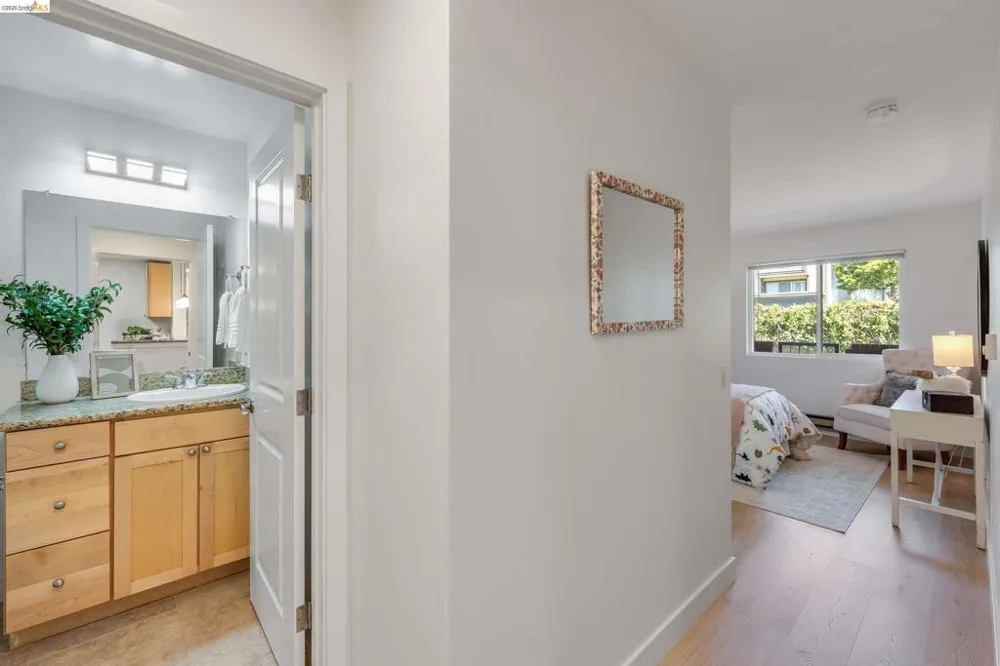 6400 Christie Ave #4118 Emeryville, CA 94608