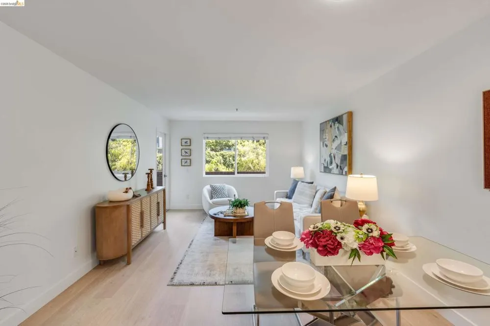 6400 Christie Ave #4118 Emeryville, CA 94608