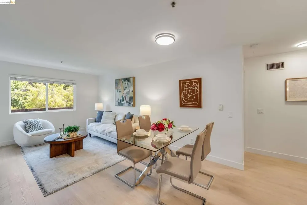 6400 Christie Ave #4118 Emeryville, CA 94608