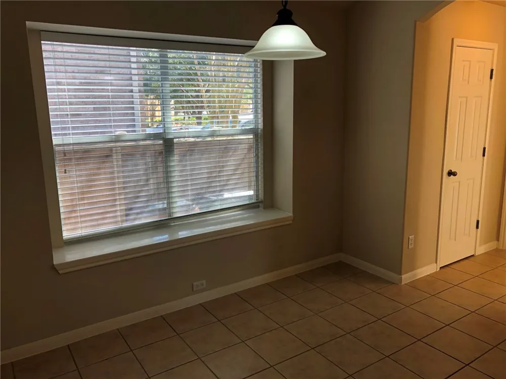 4105 Meadow Bluff Way Round Rock, TX 78665
