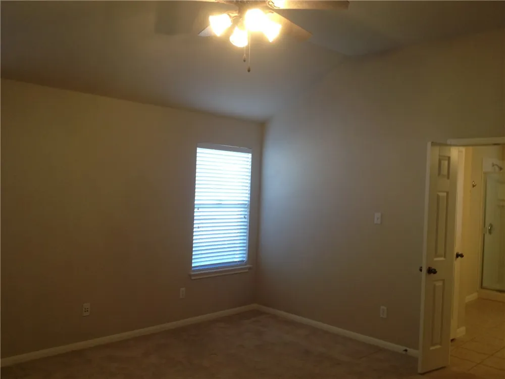4105 Meadow Bluff Way Round Rock, TX 78665