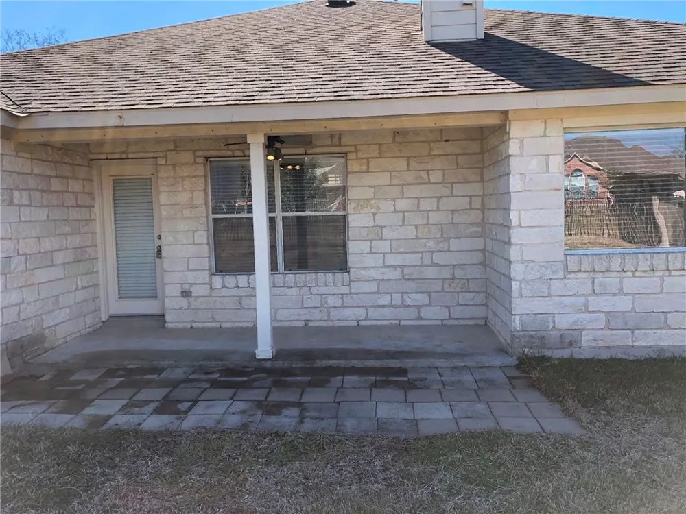 4105 Meadow Bluff Way Round Rock, TX 78665
