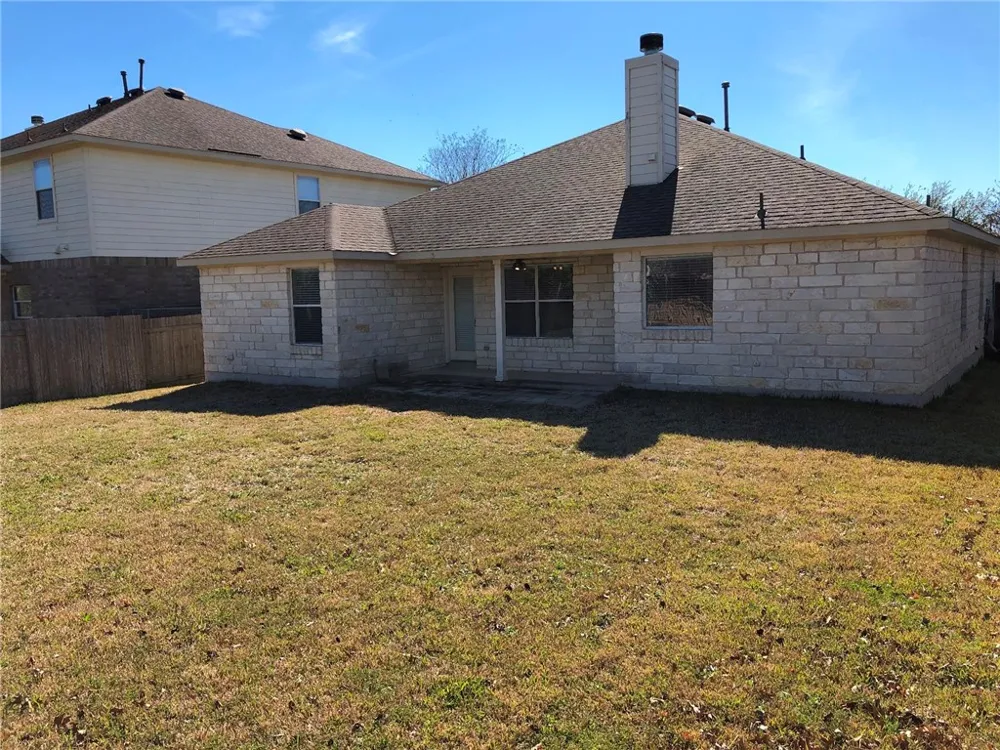 4105 Meadow Bluff Way Round Rock, TX 78665