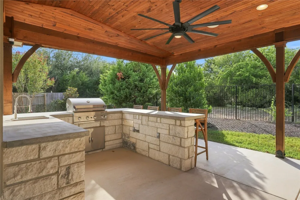 109 San Michelle Cove Georgetown, TX 78628