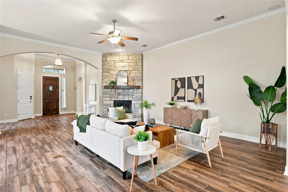 109 San Michelle Cove Georgetown, TX 78628